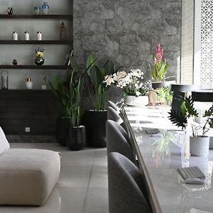 Ayan Hotel